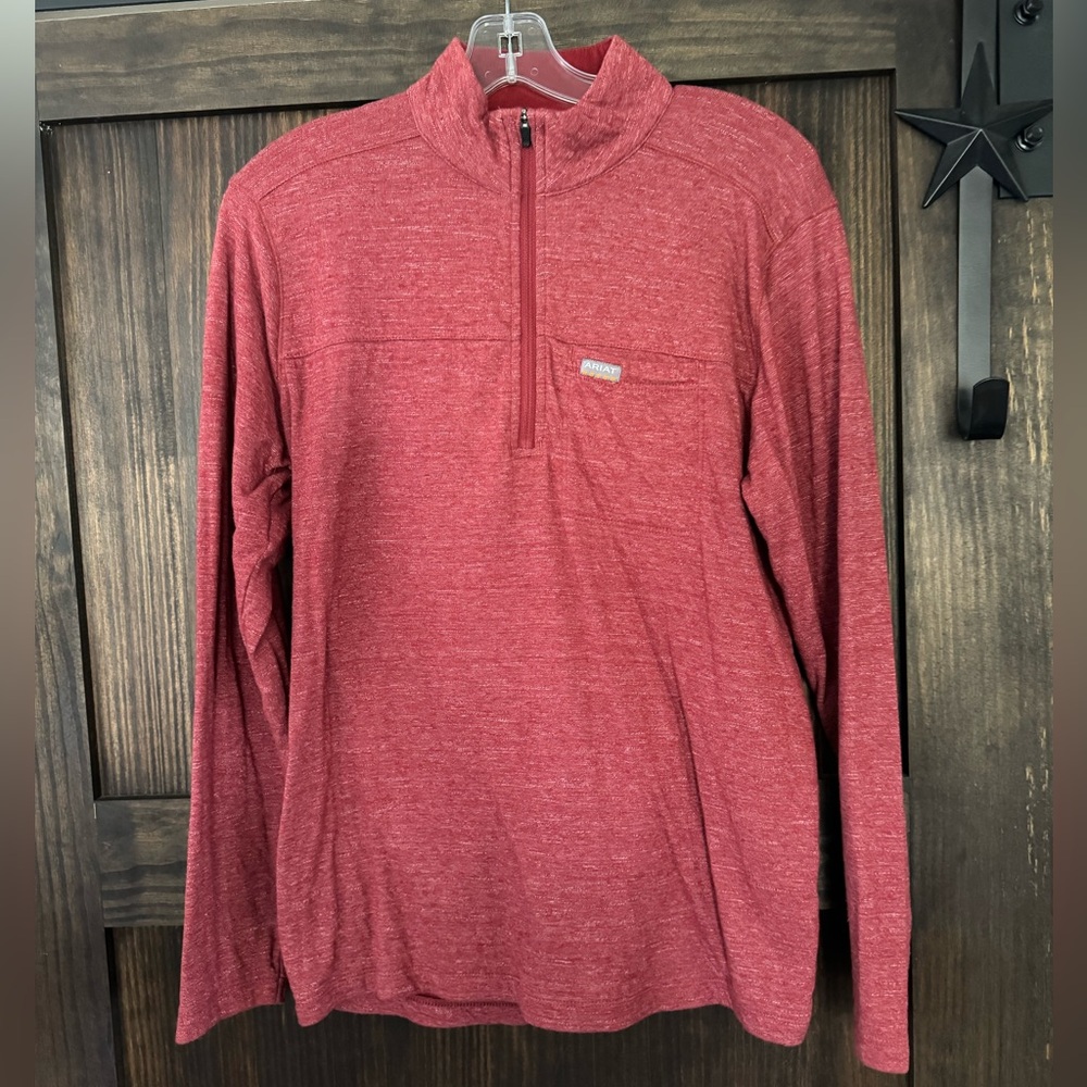 Womens ariat 1/4 zip sz M